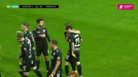 GER D3 SC Freiburg (Youth) Vs Te Cu Kukuh Atta Seip 69 phút Vào, ghi bàn 1:2