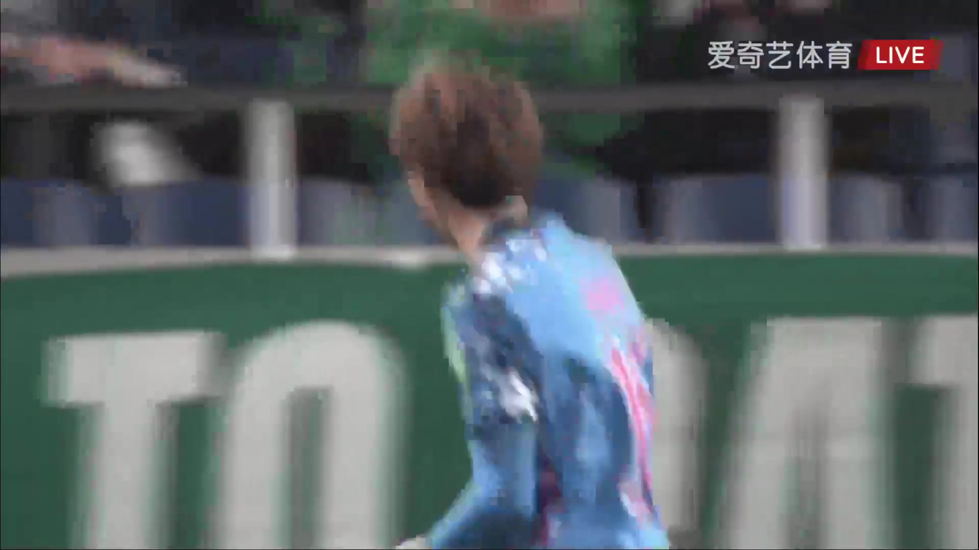 648 Japan Vs China 12 skor gol Yuya Osako, skor 1:0