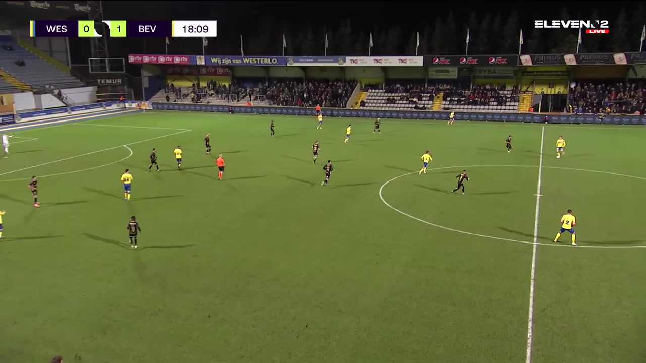 BEL D2 Westerlo Vs Red Star Waasland 19 phút Lyle FosterVào, ghi bàn 1:1