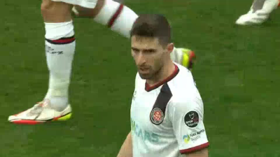 TUR D1 Istanbul Basaksehir Vs Karagumruk Fabio Borini Goal in 39 min, Score 1:1