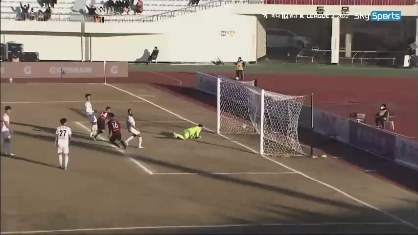 韩K2联 庆南FC(中) Vs 釜山偶像 64分进球,比分1:2