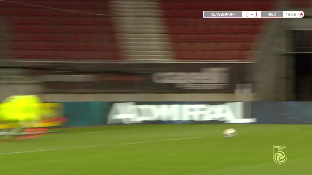 3 SK Austria Klagenfurt Vs SV Ried 49 skor gol Stefan Nutz, skor 1:1