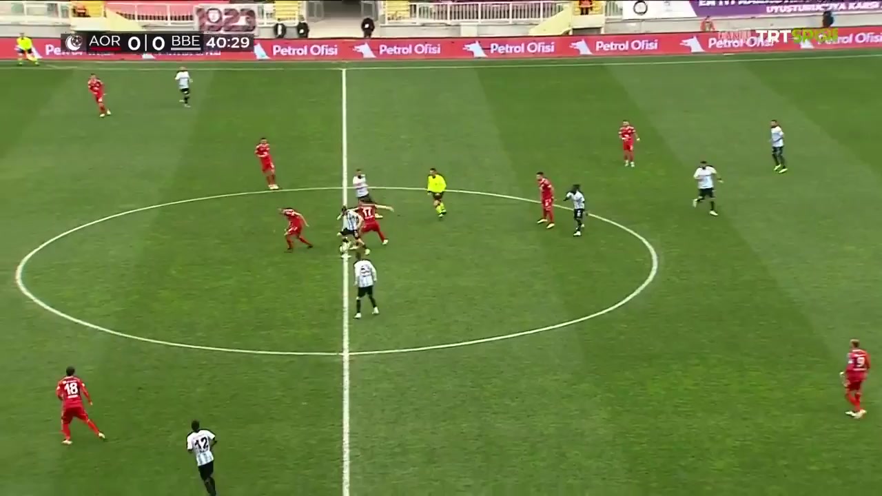 TUR D2 Altinordu Vs Erzurum BB Ahmet Ilhan Özek Goal in 41 min, Score 1:0