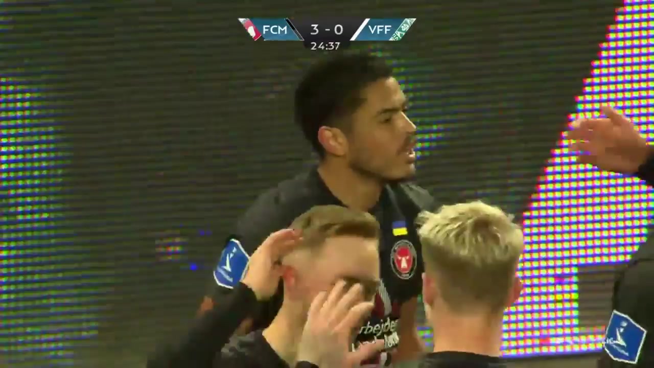 DEN SASL Midtjylland Vs Viborg 24 ทำประตู Evander da Silva Ferreira ประตู, ทำคะแนน 3:0