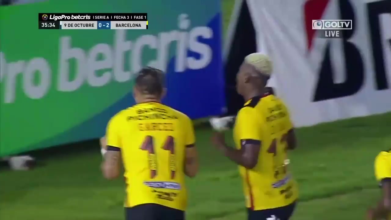 ECU D1 9 de Octubre Vs Barcelona SC(ECU) Carlos Jhon Garces Acosta Goal in 35 min, Score 0:2