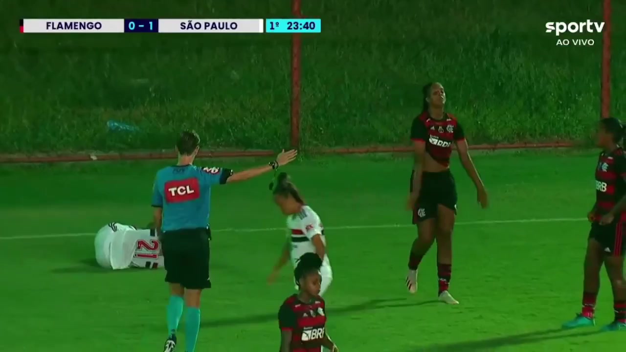 CRF Flamengo/RJ (w) Vs Sao Paulo/SP (w)  Goal in 24 min, Score 0:2