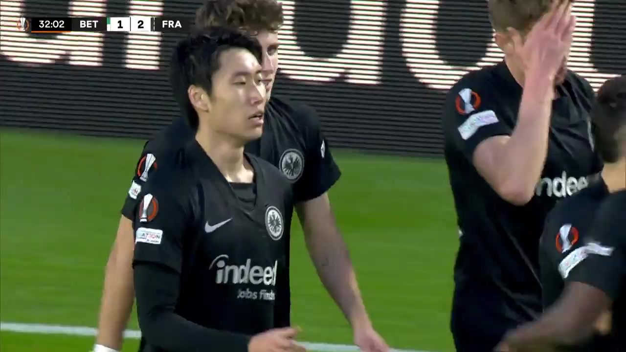 UEFA EL Real Betis Vs Eintracht Frankfurt Daichi Kamada Goal in 31 min, Score 1:2