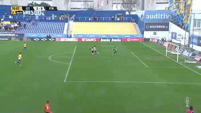 POR D1 Estoril Vs Portimonense 69 phút Vào, ghi bàn 2:1