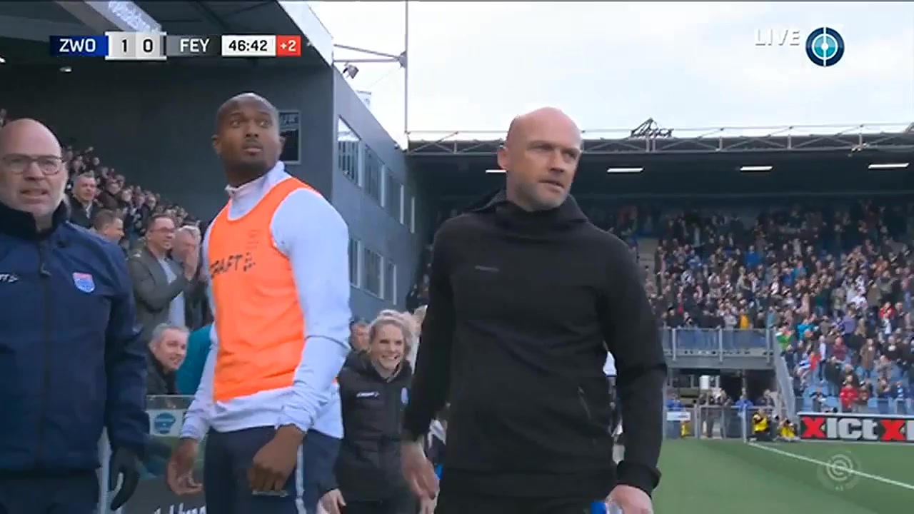 HOL D1 PEC Zwolle Vs Feyenoord 45+ phút Bram Van PolenVào, ghi bàn 1:0