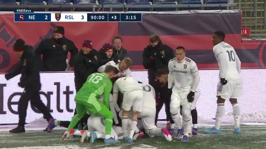 MLS New England Revolution Vs Real Salt Lake 93 ทำประตู Tate Schmitt ประตู, ทำคะแนน 2:3