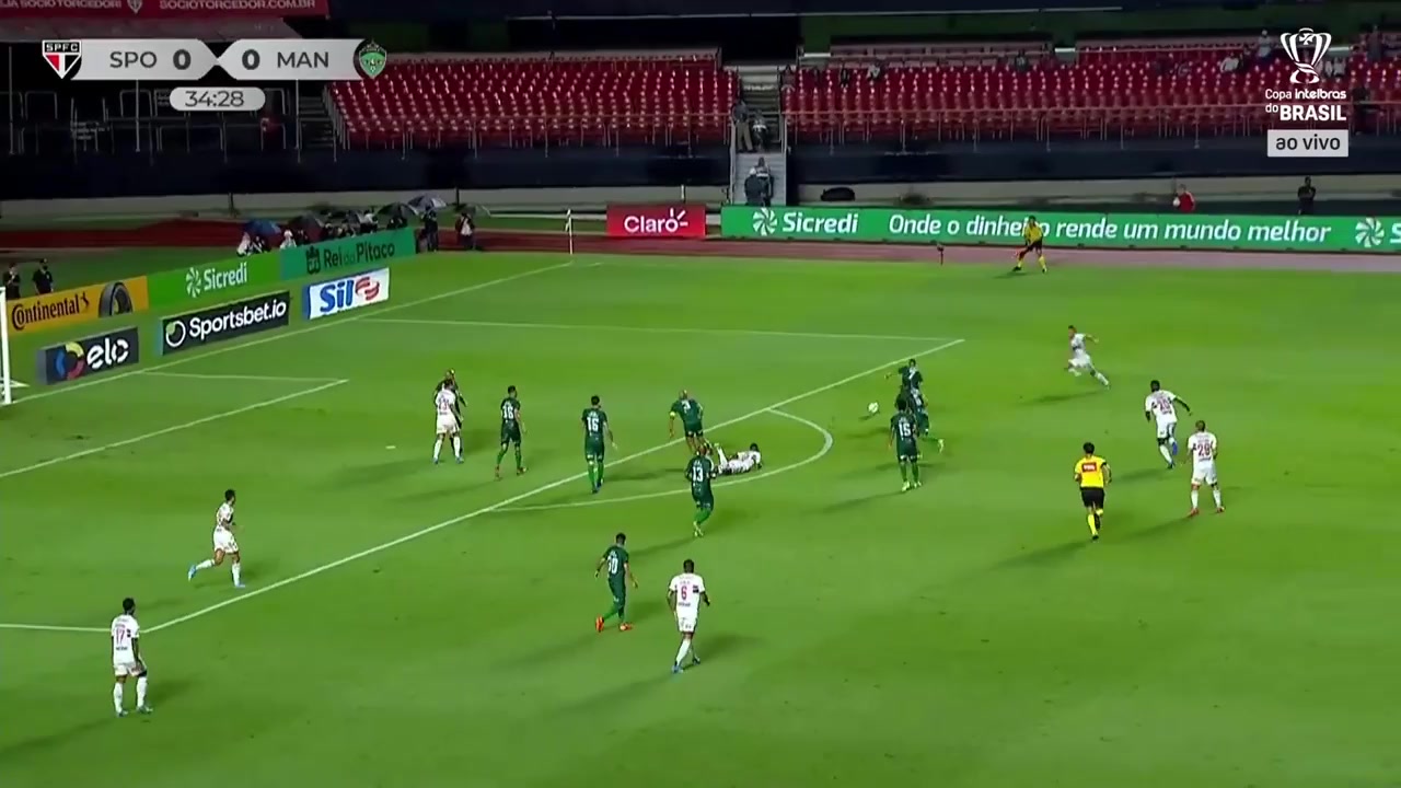 186 Sao Paulo Vs Manaus (AM) 34 skor gol Citadin Martins Eder, skor 1:0