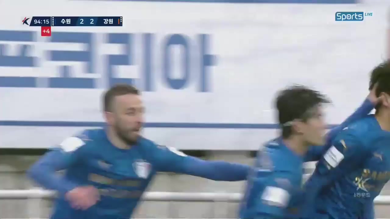 15 Suwon Samsung Bluewings Vs Gangwon FC 95 skor gol , skor 2:2