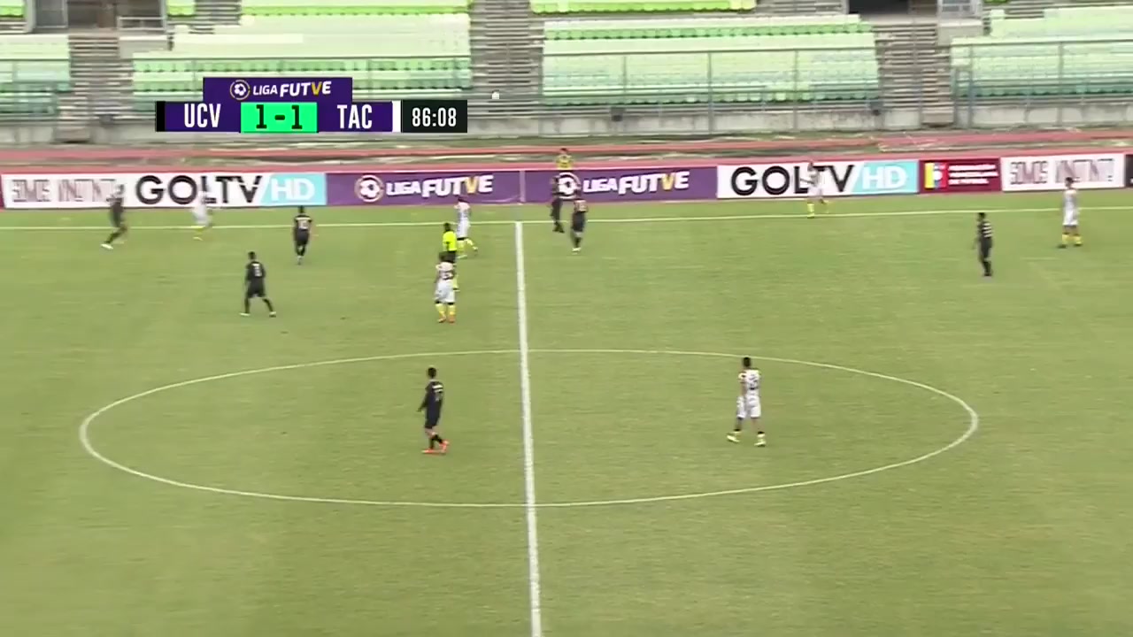 391 Universidad Central de Venezuela Vs Deportivo Tachira 86 skor gol Esli Garcia, skor 2:1