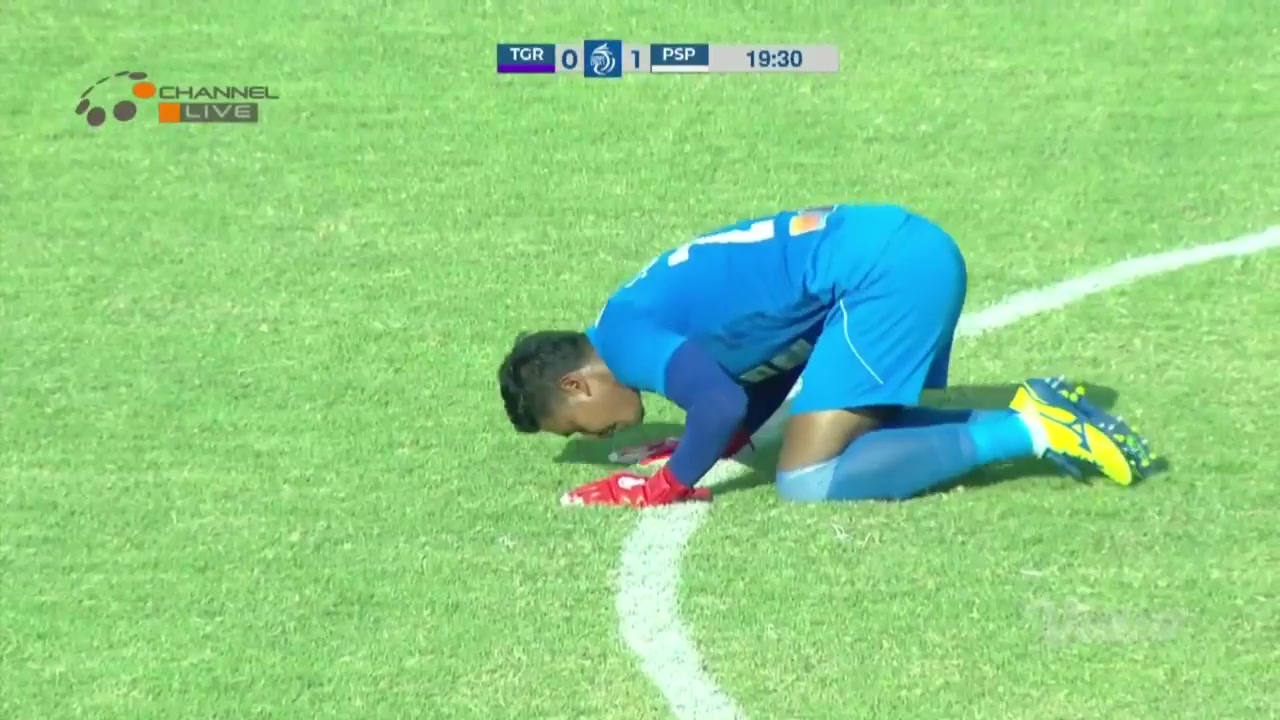 IDN ISL Persita Tangerang Vs Persipura Jayapura 19 phút Yohanes Ferinando PahabolVào, ghi bàn 0:1