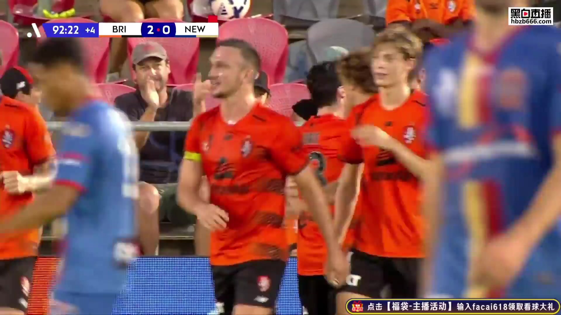 AUS D1 Brisbane Roar Vs Newcastle Jets 92 phút Luke IvanovicVào, ghi bàn 2:0