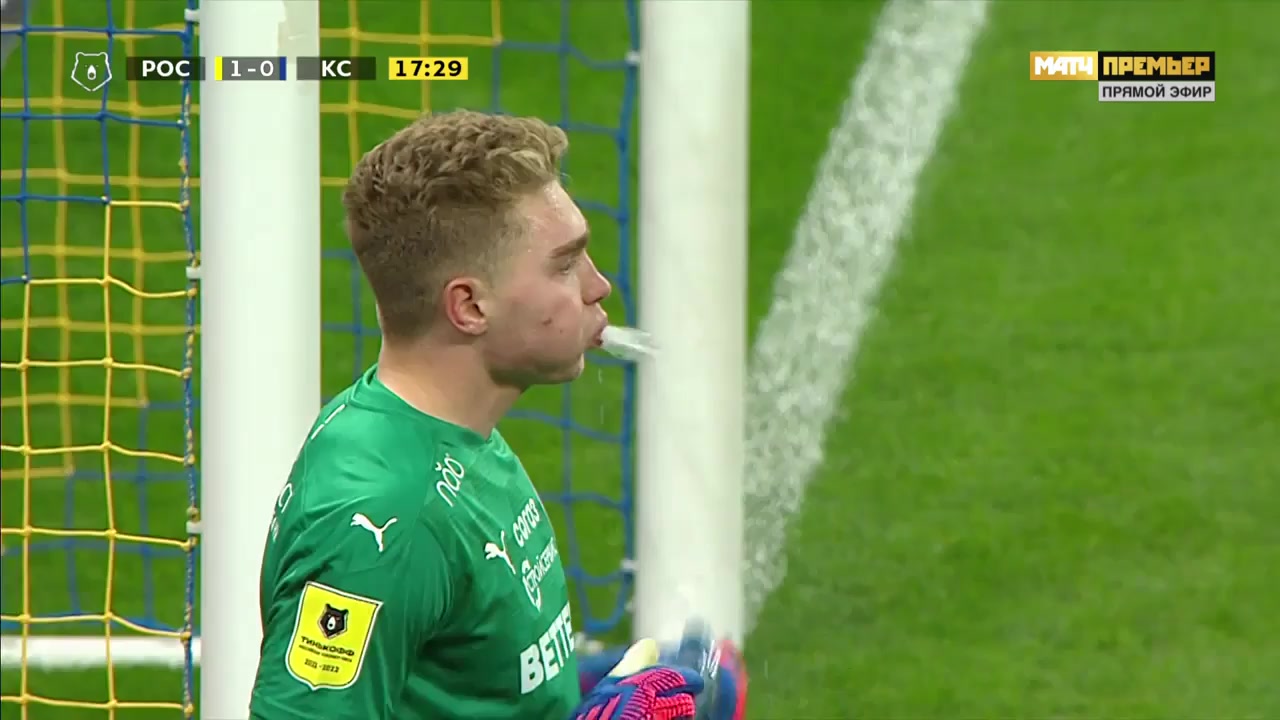 10 Rostov FK Vs Krylya Sovetov 17 skor gol Nikolay Komlichenko, skor 1:0