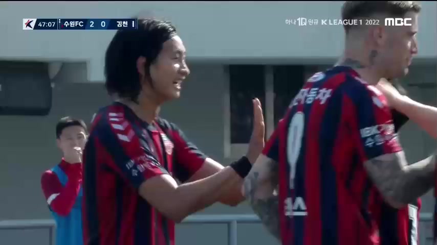 KOR D1 Suwon FC Vs Gimcheon Sangmu Kim Hyun Goal in 45+ min, Score 2:0