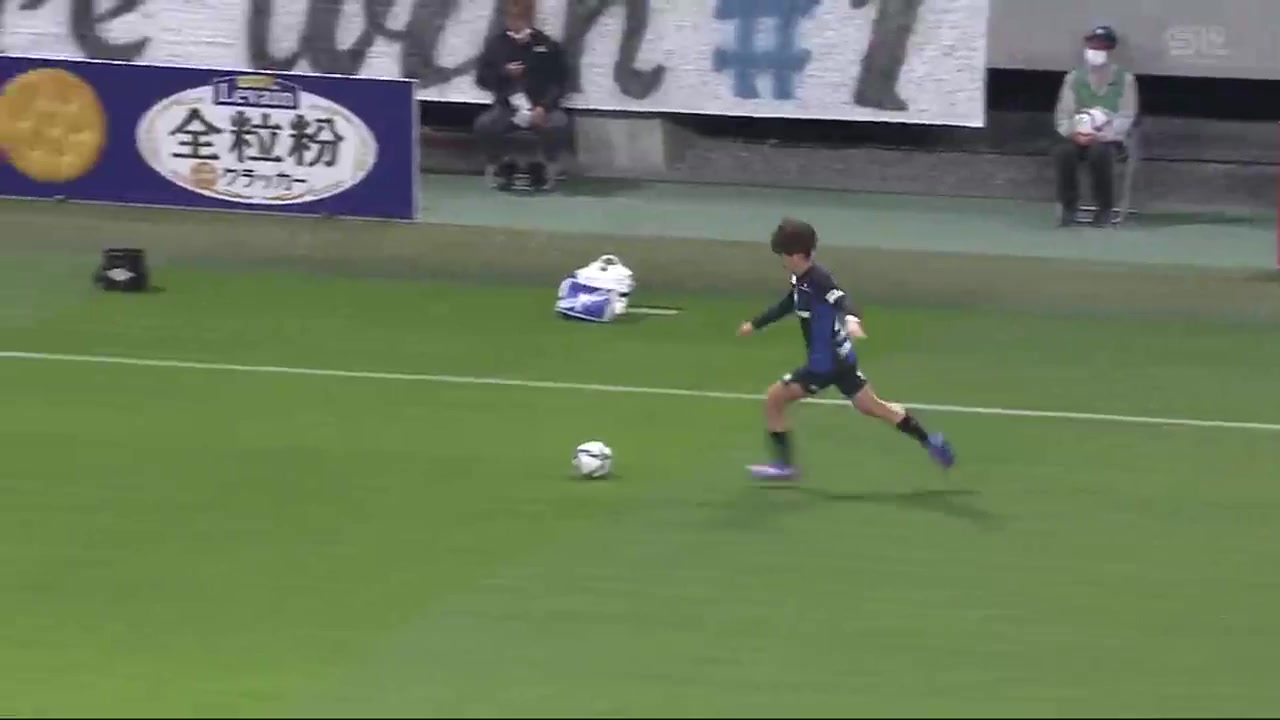 JPN LC Gamba Osaka Vs Oita Trinita 57 phút Yota SatoVào, ghi bàn 2:0