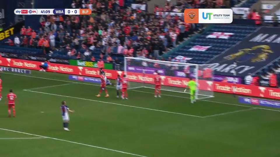 ENG LCH West Bromwich(WBA) Vs Blackpool Andrew Carroll Goal in 41 min, Score 1:0