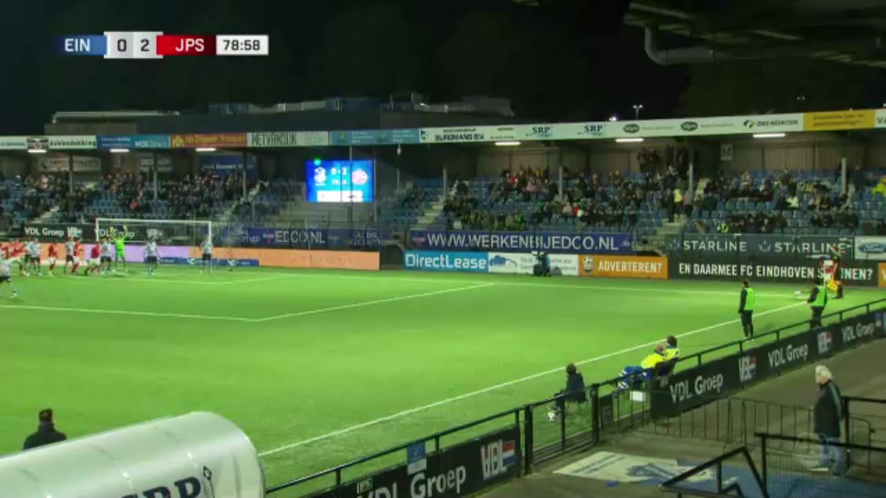 17 FC Eindhoven Vs Jong PSV Eindhoven (Youth) 79 skor gol , skor 0:3