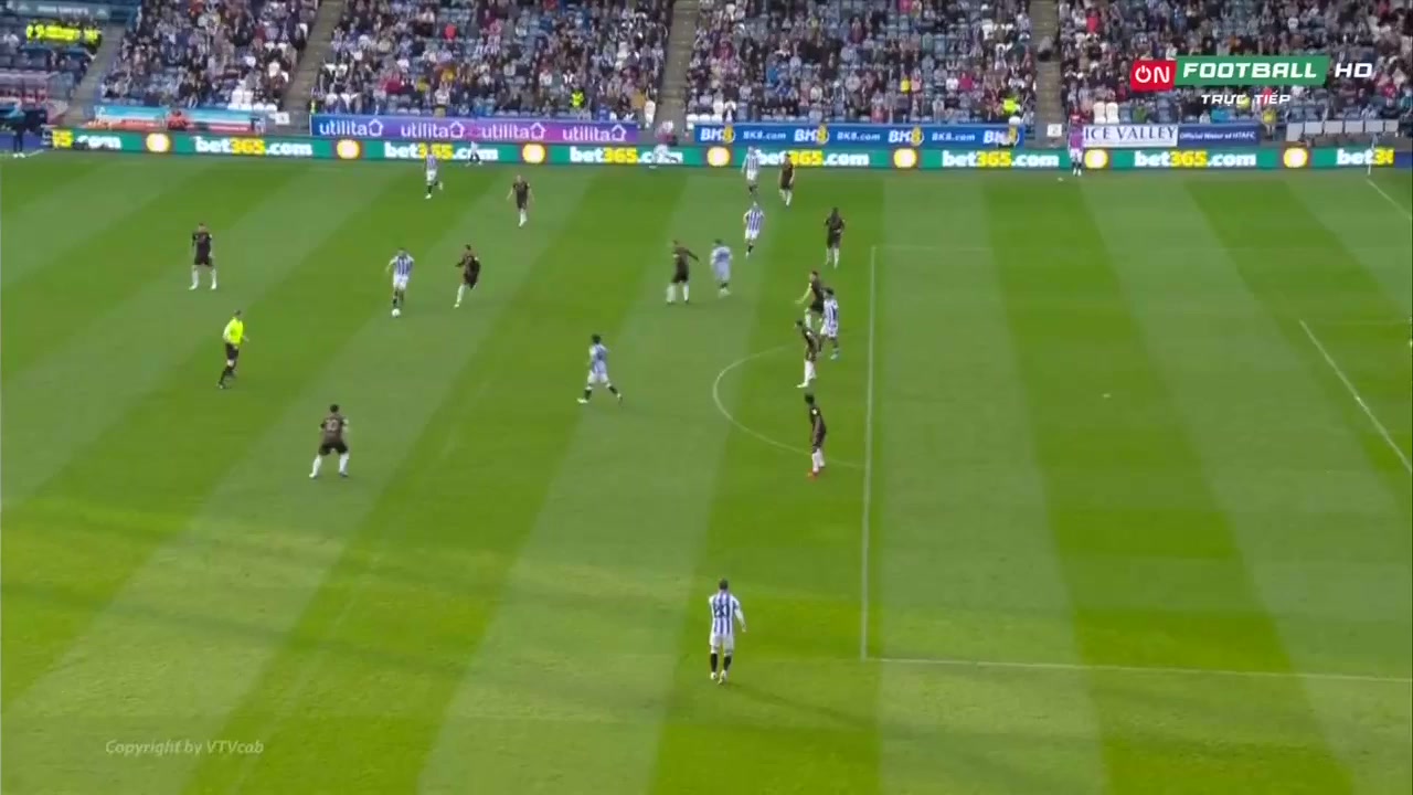 ENG LCH Huddersfield Town Vs Queens Park Rangers (QPR) Harry Toffolo Goal in 52 min, Score 2:1