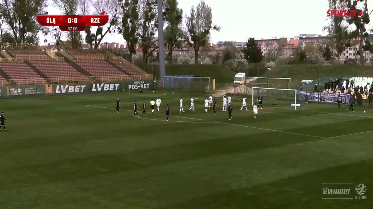 POL D2 Slask Wroclaw II Vs Stal Rzeszow Góra Goal in 38 min, Score 0:1