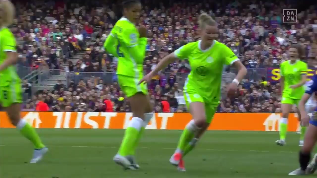UEFA WUC Barcelona (w) Vs VfL Wolfsburg (w)  Goal in 37 min, Score 4:0