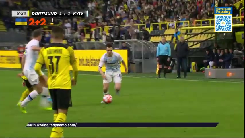 INT CF Borussia Dortmund Vs Dynamo Kyiv Vitaliy Buyalskyi Goal in 8 min, Score 1:1