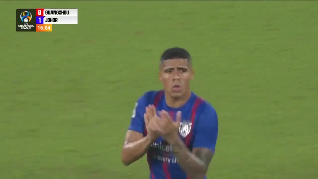 AFC CL Guangzhou FC Vs Johor Darul Takzim 15 phút Bergson Gustavo Silveira da SilvaVào, ghi bàn 0:1