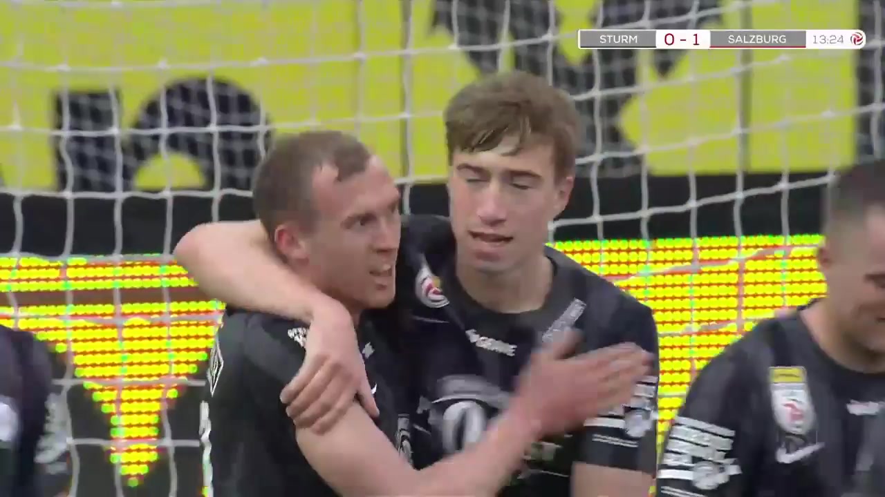 3 Sturm Graz Vs Red Bull Salzburg 12 skor gol Lukas Jager, skor 1:0