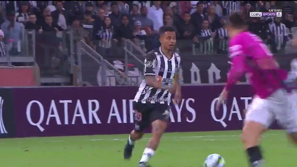 CON CLA Atletico Mineiro Vs Independiente Jose Teran 7 phút Vào, ghi bàn 1:0