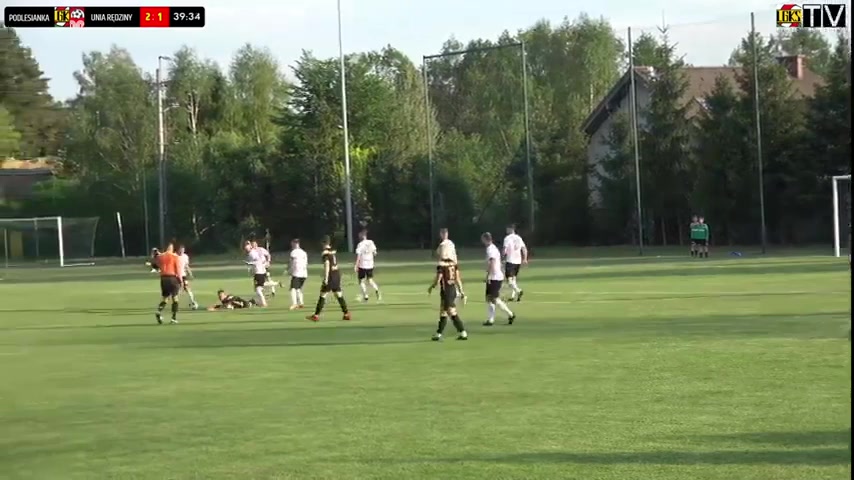 IV liga LGKS 38 Podlesianka Vs Unia Redziny  Goal in 39 min, Score 3:1