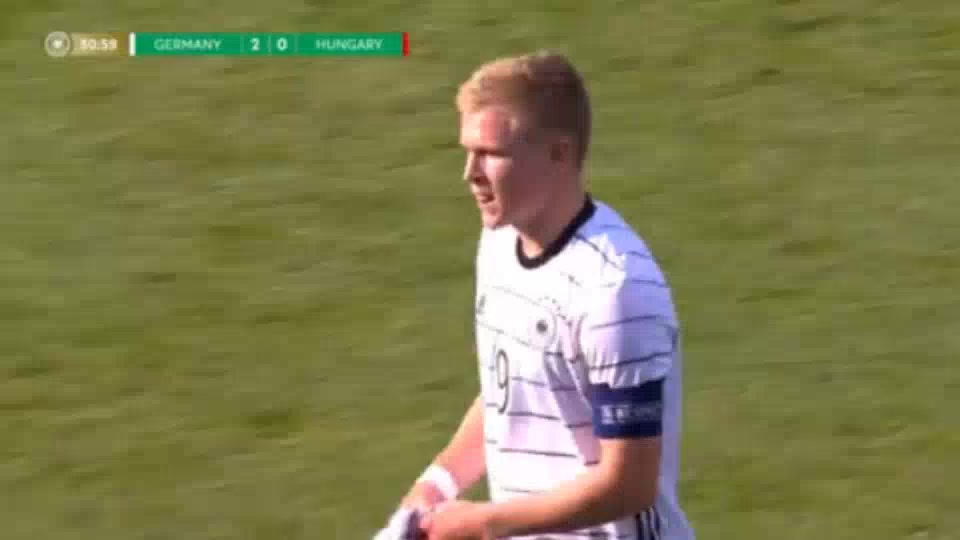 歐青U21外 德國U21 Vs 匈牙利U21 30分喬納森·伯卡特進球,比分2:0