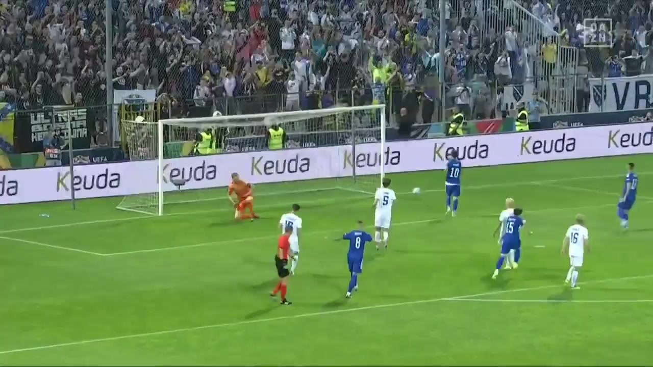 1864 Bosnia-Herzegovina Vs Finland 4 skor gol , skor 1:0