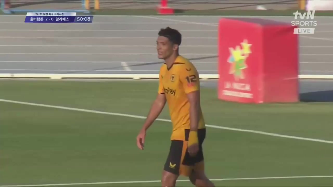 INT CF Wolves Vs Alaves 52 phút Daniel Castelo PodenceVào, ghi bàn 3:0