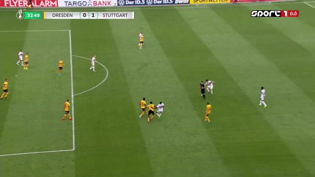 GERC Dynamo Dresden Vs VfB Stuttgart Darko Churlinov Goal in 33 min, Score 0:1