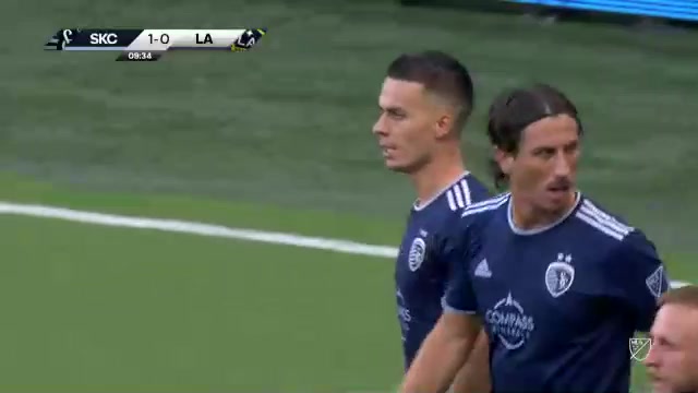 MLS FC Kansas City Vs LA Galaxy Erik Thommy Goal in 12 min, Score 1:0