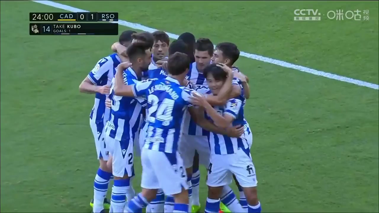 Laliga1 Cadiz Vs Real Sociedad 24 phút Takefusa KuboVào, ghi bàn 0:1