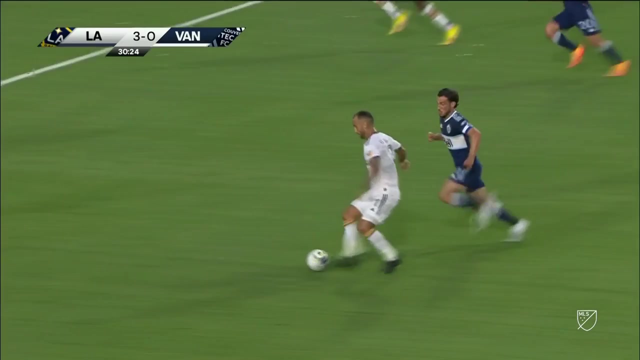 MLS LA Galaxy Vs Vancouver Whitecaps Victor Vazquez Solsona Goal in 30 min, Score 3:0