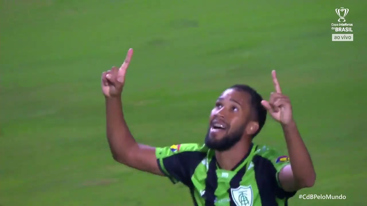 BRA CUP America MG Vs Sao Paulo Everaldo Silva do Nascimento Goal in 65 min, Score 2:2