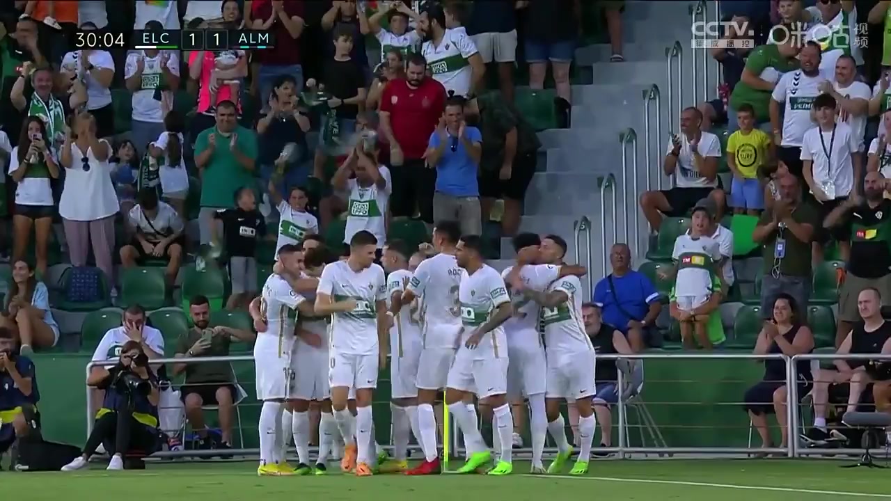 Laliga1 Elche Vs Almeria 30 phút Vào, ghi bàn 1:1