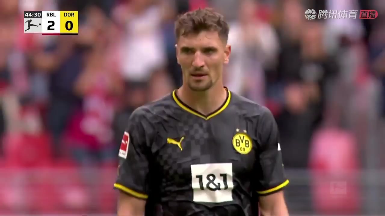 8 RB Leipzig Vs Borussia Dortmund 44 skor gol Dominik Szoboszlai, skor 2:0