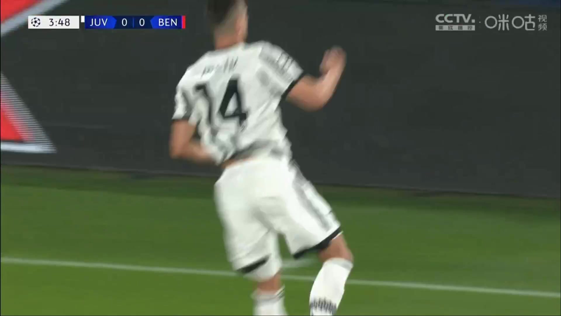 103 Juventus Vs Benfica 3 skor gol Arkadiusz Milik, skor 1:0