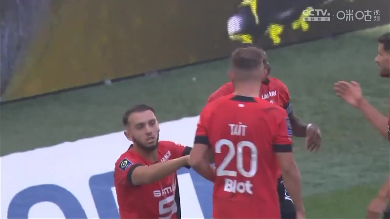 Ligue1 Marseille Vs Rennes 24 phút Matteo GuendouziVào, ghi bàn 0:1