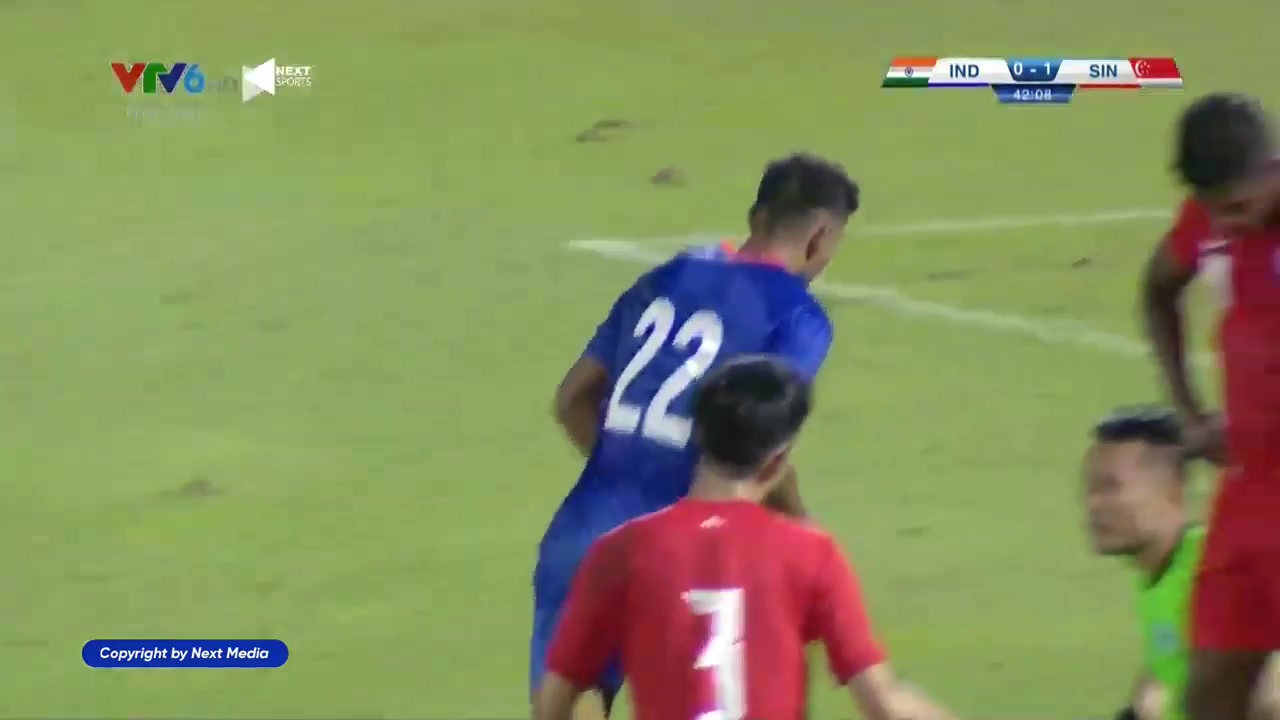 INT FRL India Vs Singapore 42 phút Ashique KuruniyanVào, ghi bàn 1:1