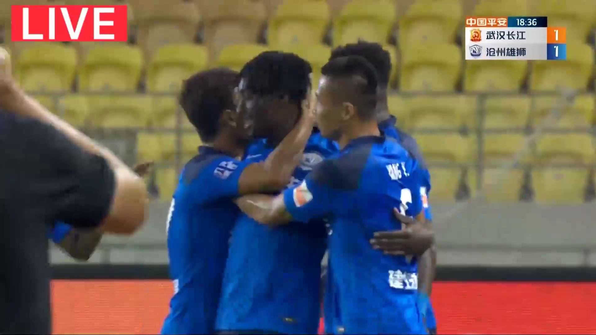 CHA CSL Wuhan FC Vs Cangzhou Mighty Lions 18 ทำประตู Deabeas Owusu-Sekyere ประตู, ทำคะแนน 1:1