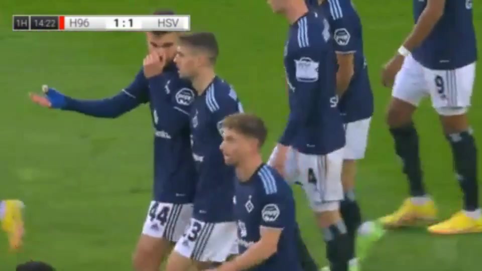 GER D2 Hannover 96 Vs Hamburger SV 14 phút Vào, ghi bàn 1:1