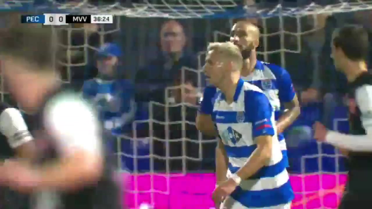 HOL D2 PEC Zwolle Vs MVV Maastricht 36 phút Vào, ghi bàn 0:1