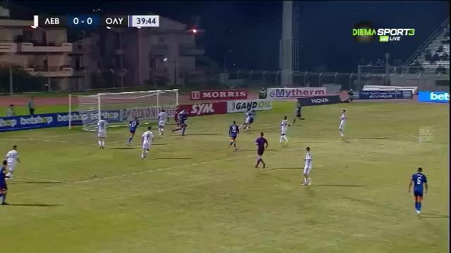 32 Levadiakos Vs Olympiakos Piraeus 40 skor gol , skor 0:1