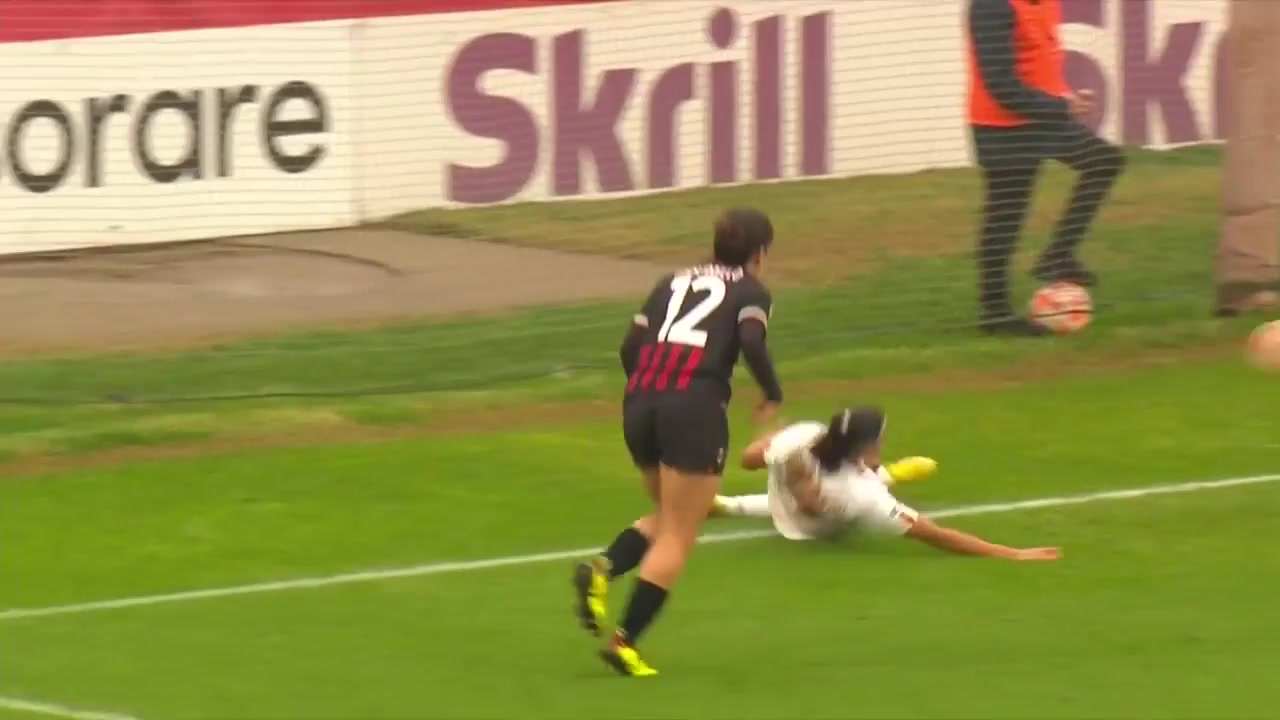 IWD1 AC Milan (w) Vs Roma CF (w)  Goal in 63 min, Score 0:2